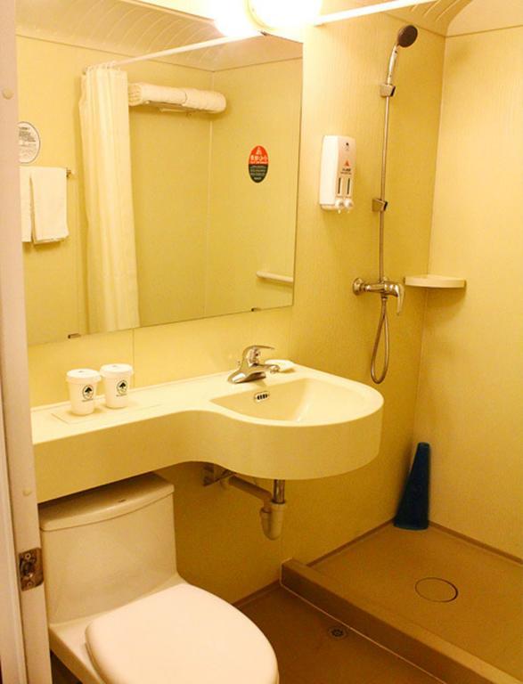 Greentree Inn Shanghai Dongming Road Subway Station Express Hotel Xangai Exterior foto